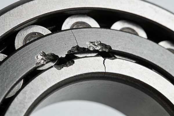 bearing-spalling-damage
